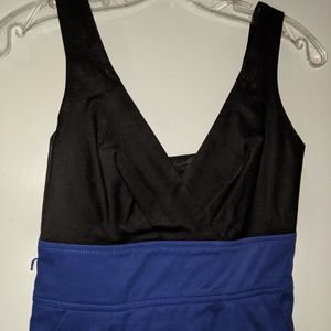 Super cute pencil dress! 👗